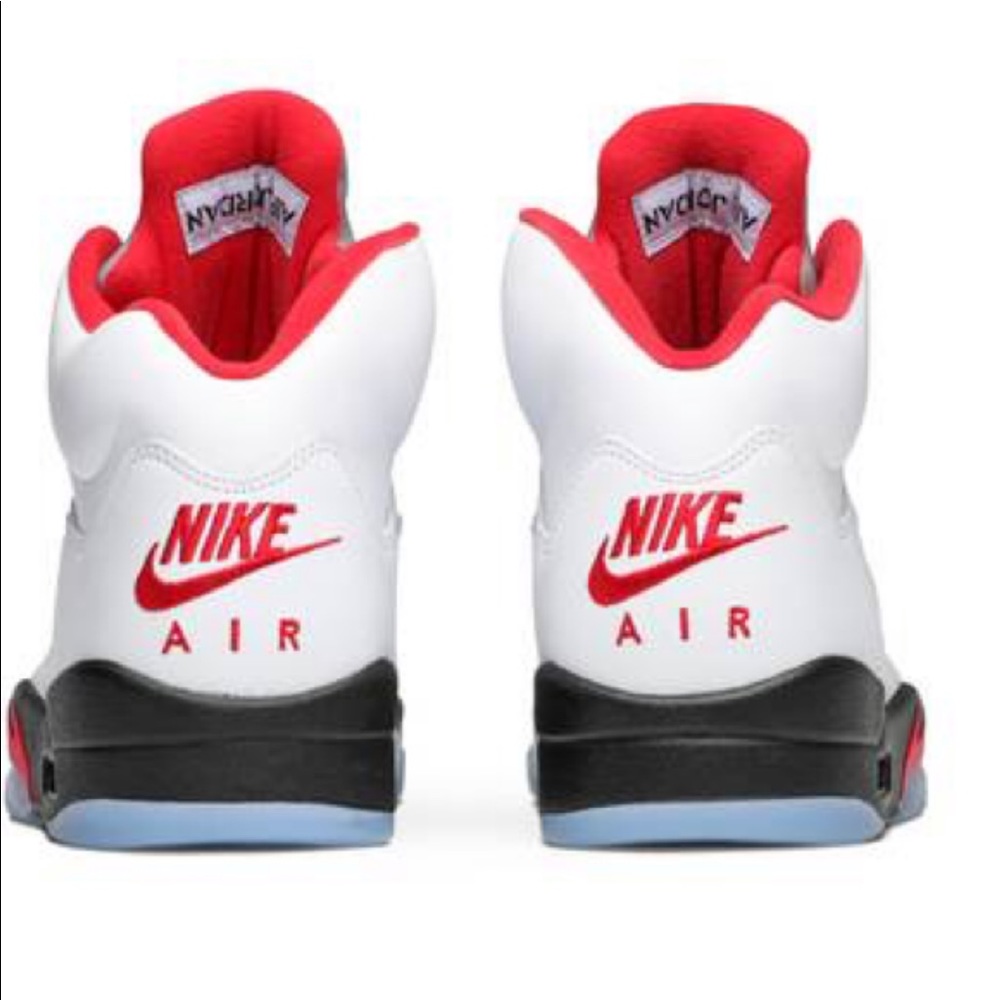 Jordan 5 Retro Red Fire 🔥 - Picture 2 of 8